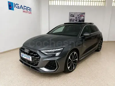 Usado Audi A3 Sport 333 CV (244 kW) 2024 Gris / plata Berlina