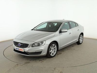 Usado Volvo S60 Momentum 136 CV (100 kW) 2015 Gris Berlina