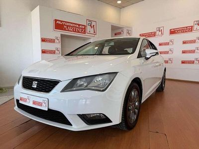 Usado Seat Leon Style 105 CV (77 kW) 2014 Blanco Utilitario