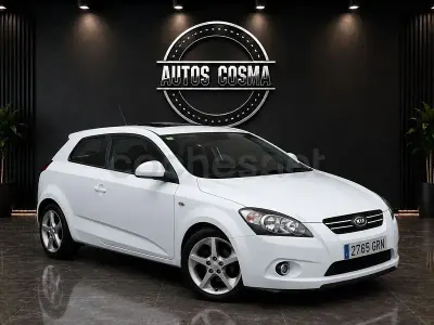 Usado Kia ProCeed 143 CV (105 kW) 2009 Blanco Utilitario