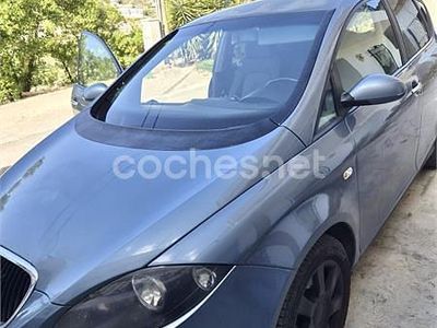 Usado Seat Altea Sport 140 CV (102 kW) 2005 Azul Monovolumen