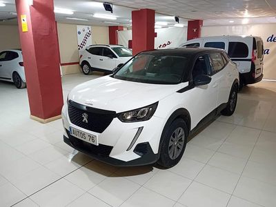 Usado Peugeot 2008 Active 110 CV (80 kW) 2021 Blanco SUV