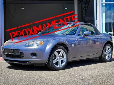 Usado Mazda MX5 Active 126 CV (92 kW) 2007 Gris / plata Descapotable