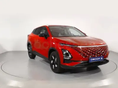 Używany Omoda 5 147 KM (108 kW) 2025 Czerwony SUV