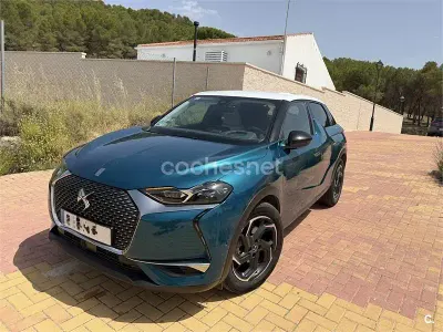 Usado DS Automobiles DS3 Crossback Grand Chic 100 CV (73 kW) 2020 Azul SUV