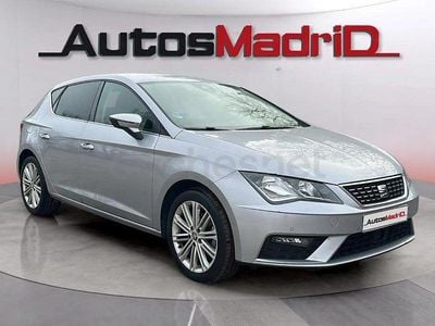 Usado Seat Leon XCELLENCE 130 CV (95 kW) 2020 Gris / plata Berlina