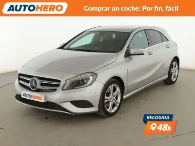 Usado Mercedes A200 Urban 136 CV (100 kW) 2015 Gris Utilitario