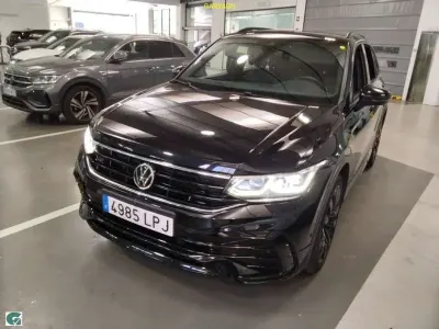 Usado VW Tiguan R-line 200 CV (147 kW) 2021 Negro SUV
