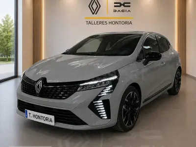 Usado Renault Clio V Techno 100 CV (73 kW) 2025 Gris / plata Berlina