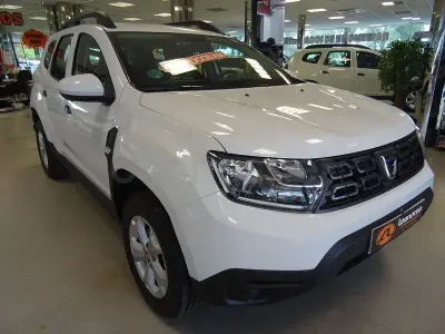 Usado Dacia Duster Essentiel 100 CV (73 kW) 2021 Blanco SUV