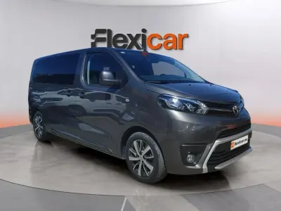 Usado Toyota Proace Verso Advance 145 CV (106 kW) 2023 Blanco Familiar