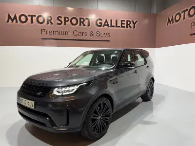 Usado Land Rover Discovery Sport HSE 240 CV (176 kW) 2018 Gris / plata SUV