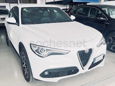 Usado Alfa Romeo Stelvio Executive 210 CV (154 kW) 2020 Blanco SUV