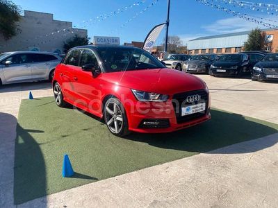 Rojo Usado 2015 Audi A1 Sportback Attraction Utilitario | 12.999 € (Precio justo)