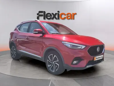 Usado MG ZS Luxury 111 CV (81 kW) 2022 Rojo SUV
