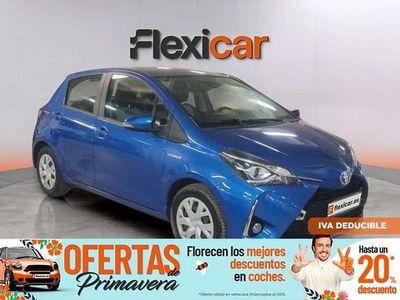 Usado Toyota Yaris Hybrid Active 99 CV (72 kW) 2019 Azul Utilitario