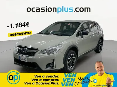 Usado Subaru XV 114 CV (83 kW) 2017 Gris SUV