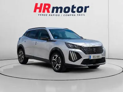 Usado Peugeot 2008 Allure 100 CV (73 kW) 2024 Gris / plata SUV