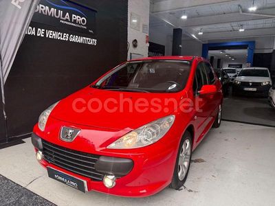 Rojo Usado 2006 Peugeot 307 Berlina | 5990 € (Caro)