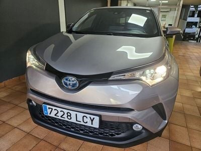 Usado Toyota C-HR 122 CV (89 kW) 2020 Gris claro SUV