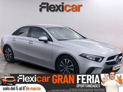 Usado Mercedes A180 136 CV (100 kW) 2019 Gris Berlina