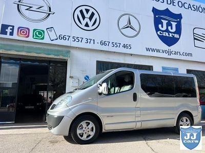 Usado Renault Trafic 145 CV (106 kW) 2007 Gris Monovolumen