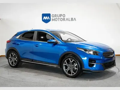 Usado Kia XCeed 120 CV (88 kW) 2020 Azul SUV