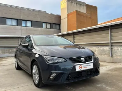Usado Seat Ibiza FR 116 CV (85 kW) 2024 Gris Utilitario