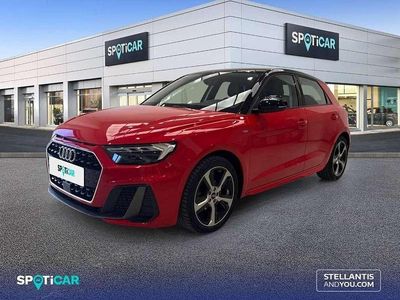 Usado Audi A1 Sportback Black Edition 95 CV (69 kW) 2022 Rojo Utilitario