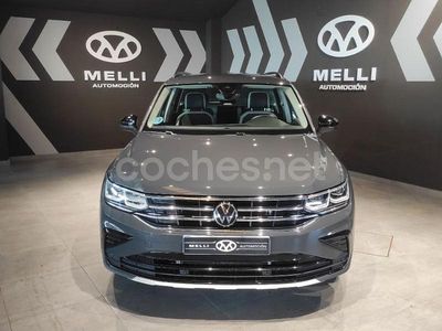 Usado VW Tiguan Sportline 150 CV (110 kW) 2022 Gris / plata SUV