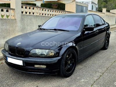 Negro Usado 2004 BMW 330 Berlina | 4500 €