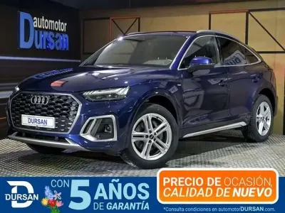 Begagnad Audi Q5 S-Line 204 HK (150 kW) 2022 Blå SUV