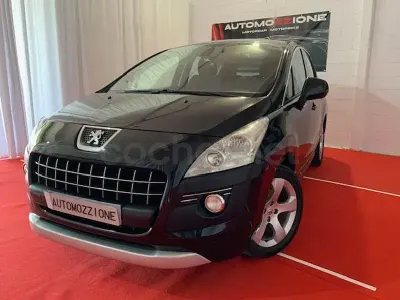Usado Peugeot 3008 Premium 110 CV (80 kW) 2009 Negro Familiar