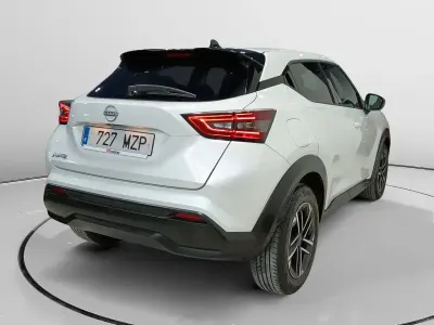 Käytetty Nissan Juke Tekna 114 HP (83 kW) 2025 Valkoinen Katumaasturi