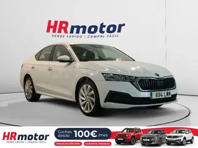 Usado Skoda Octavia Ambition 204 CV (150 kW) 2022 Blanco Berlina