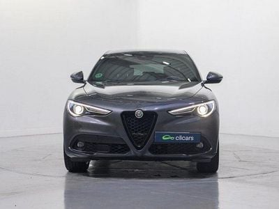 Usado Alfa Romeo Stelvio Veloce 210 CV (154 kW) 2021 Gris / plata SUV