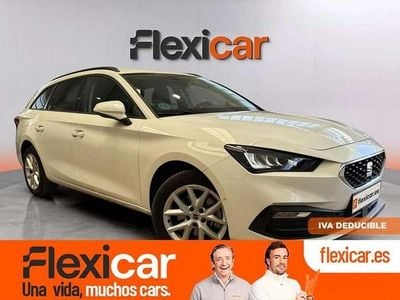 Usado Seat Leon Style 116 CV (85 kW) 2022 Blanco Familiar