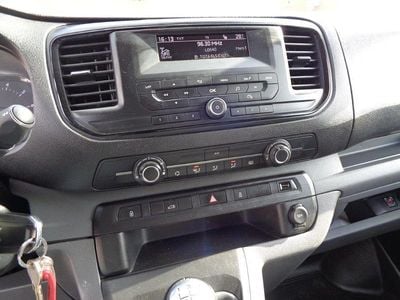 Usado Citroën Jumpy 95 CV (69 kW) 2018 Blanco Monovolumen