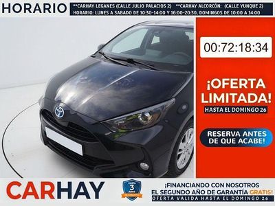 Usado Toyota Yaris Hybrid Active 116 CV (85 kW) 2022 Negro Utilitario