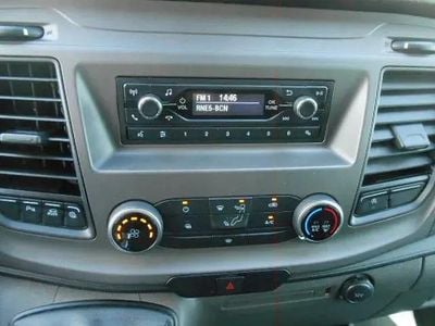 Käytetty Ford Transit Ambiente 105 HP (77 kW) 2021 Valkoinen Van