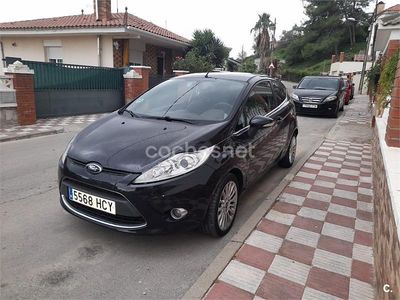 Usado Ford Fiesta Titanium 95 CV (69 kW) 2011 Negro Berlina