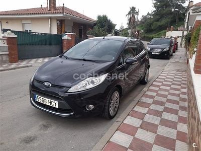 Negro Usado 2011 Ford Fiesta Titanium Berlina | 5150 € (Precio justo)