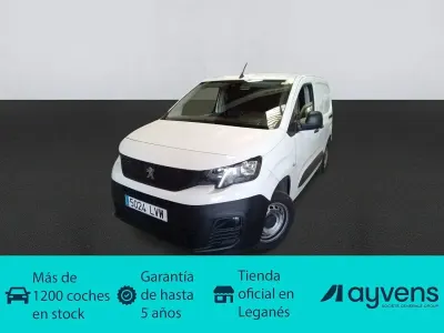 Usado Peugeot Partner Premium 98 CV (72 kW) 2022 Blanco Monovolumen