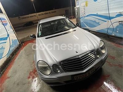 Mercedes E200