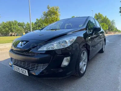 Usado Peugeot 308 Premium 110 CV (80 kW) 2008 Negro Berlina