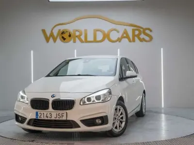 Usado BMW 216 Active Tourer 116 CV (85 kW) 2016 Blanco Monovolumen