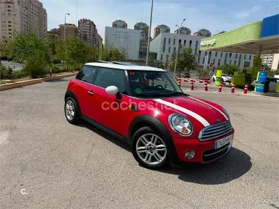 Usado Mini Cooper 120 CV (88 kW) 2011 Rojo Utilitario