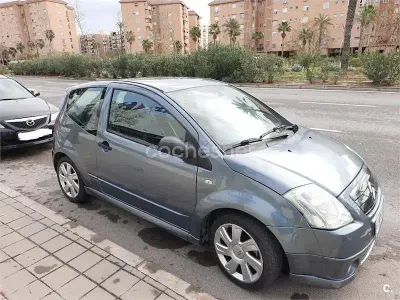 Używany Citroën C2 VTR Sport 70 KM (51 kW) 2005 Szary Hatchback