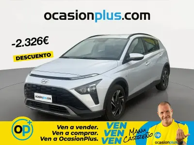 Usado Hyundai Bayon 100 CV (73 kW) 2022 Gris SUV