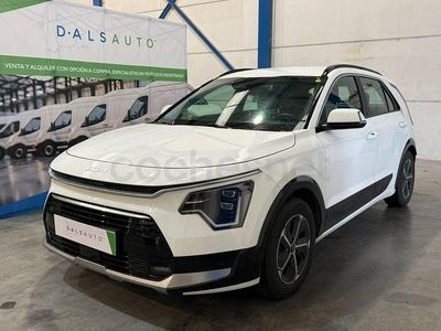 Usado Kia Niro 141 CV (103 kW) 2022 Blanco SUV